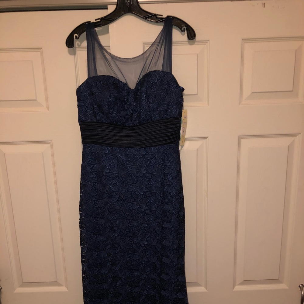 Women’s dress size small NEW WITH TAGS